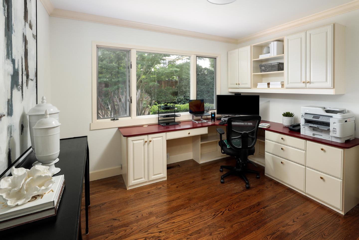 165 Pineview Lane Menlo Park, CA 94025 - Photo 11 of 13