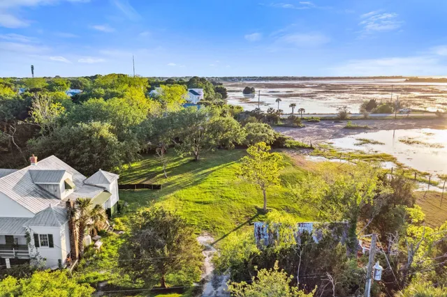 $7,195,000 | 2298 Raven Drive, Sullivans Island, SC 29482