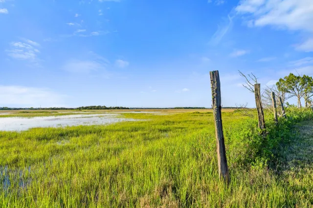 $7,195,000 | 2298 Raven Drive, Sullivans Island, SC 29482