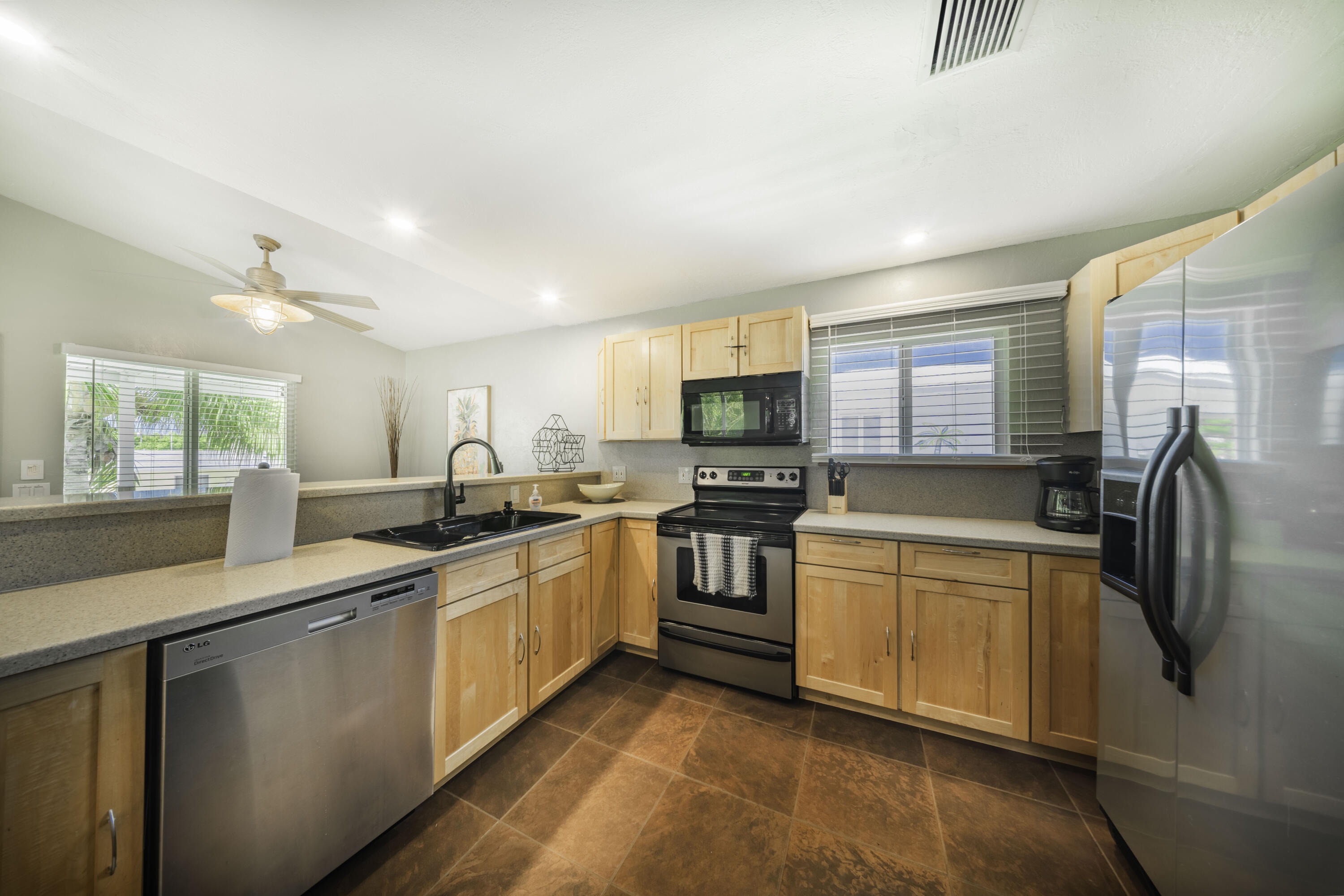 767 98th Street Marathon, FL 33050 - Photo 11 of 32 76798thSt-20