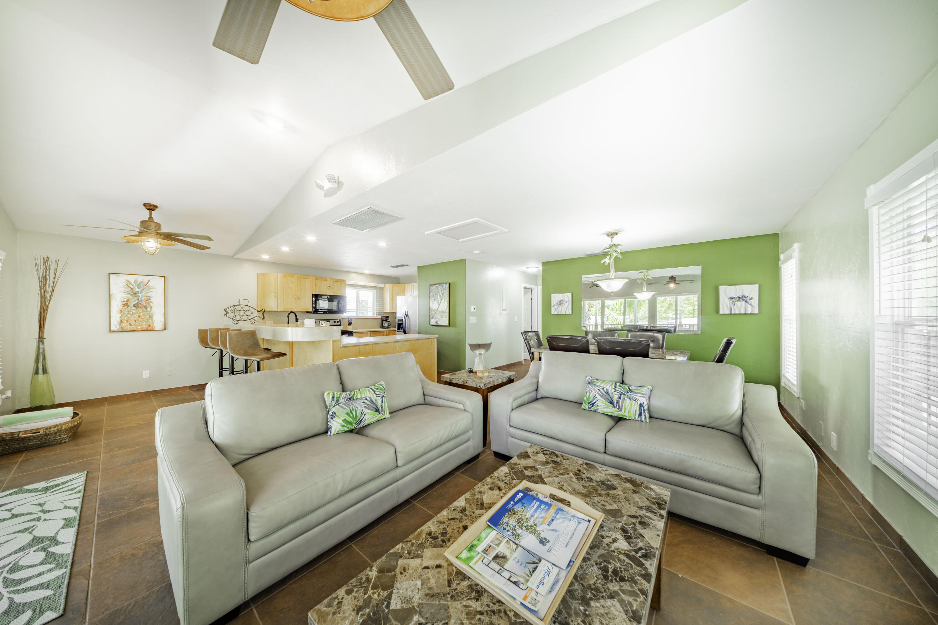 767 98th Street Marathon, FL 33050 - Photo 14 of 32 76798thSt-24