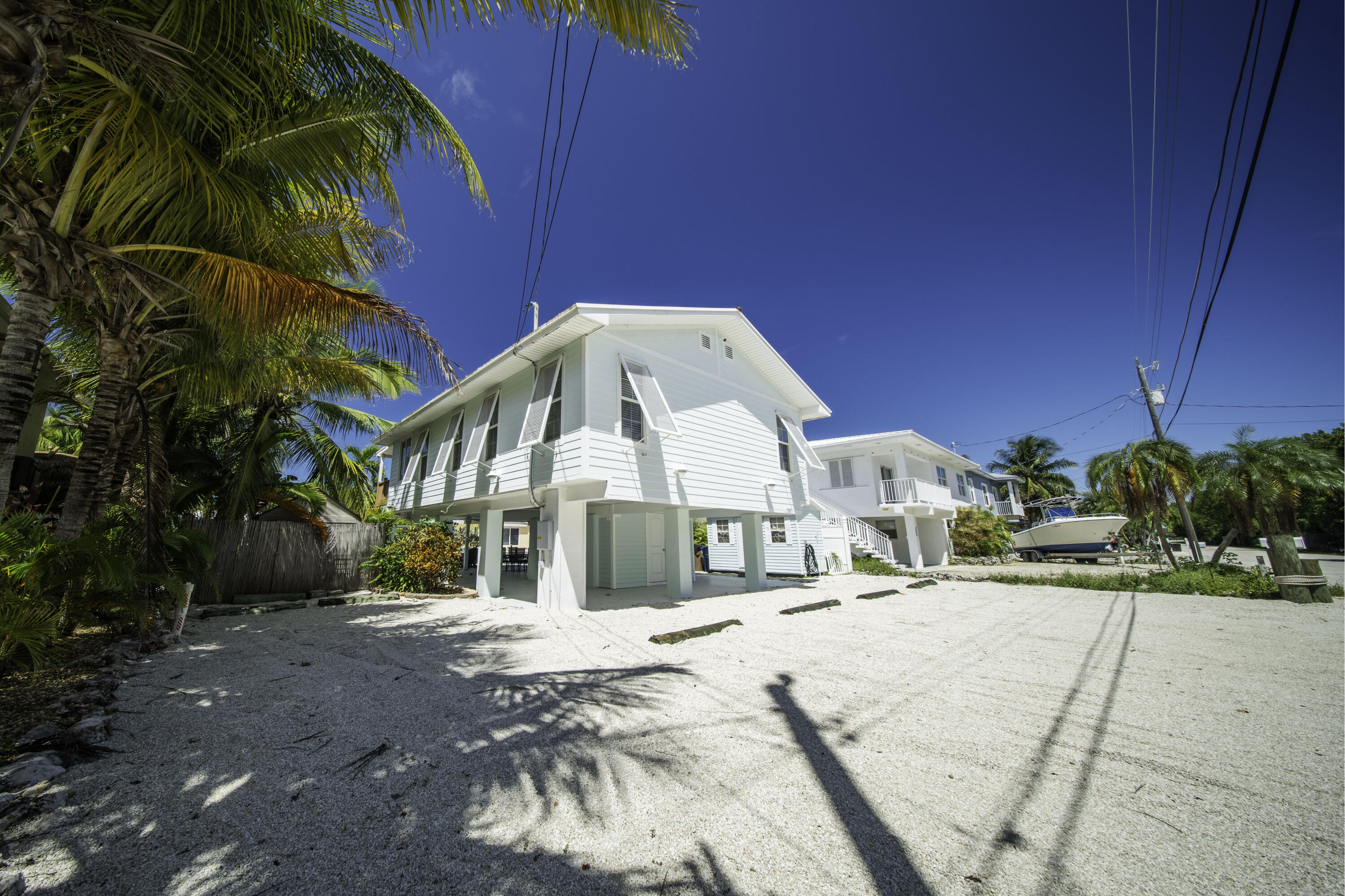 767 98th Street Marathon, FL 33050 - Photo 2 of 32 76798thSt-2