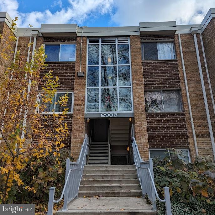 2903 Charing Cross Road, Unit 7 Falls Church, VA 22042 - Photo 1 of 16