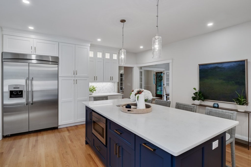 7 Old Town Road Walpole, MA 02081 - Photo 12 of 42 Gallery Image 12