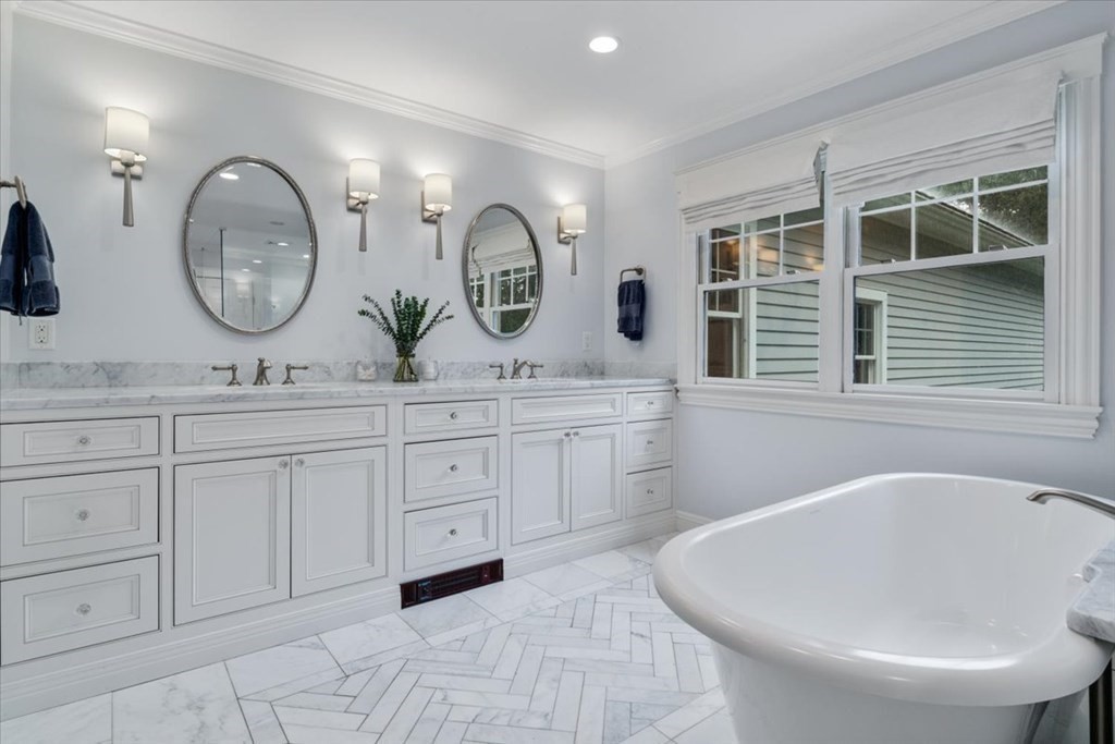 7 Old Town Road Walpole, MA 02081 - Photo 24 of 42 Gallery Image 24