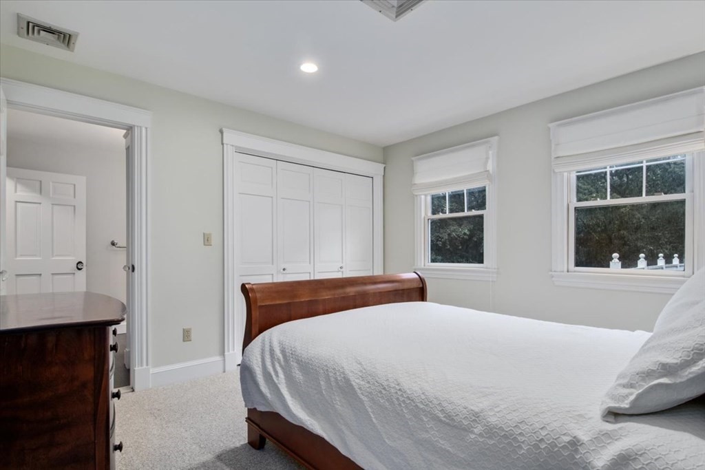 7 Old Town Road Walpole, MA 02081 - Photo 29 of 42 Gallery Image 29