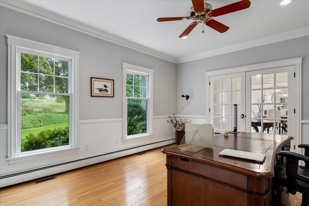 7 Old Town Road Walpole, MA 02081 - Photo 5 of 42 Gallery Image 5