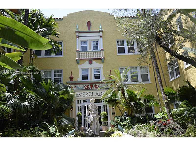 536 14th Street, Unit 107 Miami Beach, FL 33139 - Photo 1 of 13 a view of a building