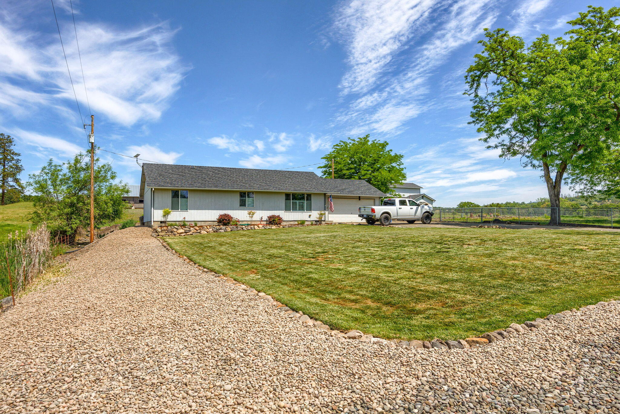 1350 Nick Young Road Eagle Point, OR 97524 - Photo 34 of 46