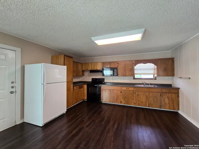 $995 | 1484 West Klein Road, New Braunfels, TX 78130