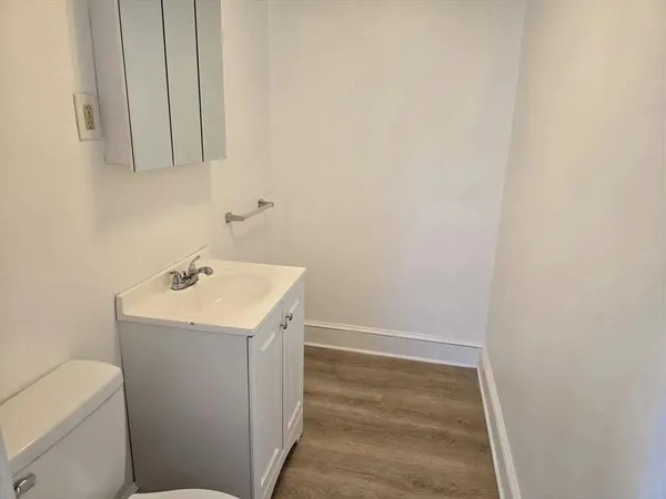 $2,300 | 270 Quarry Street, Unit 15, Quincy, MA 02169