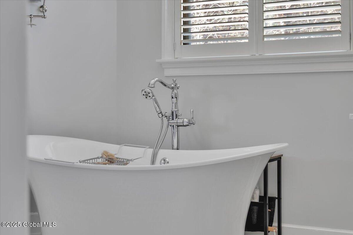 1 Joshua Road Saratoga Springs, NY 12866 - Photo 27 of 56 42-P1358401