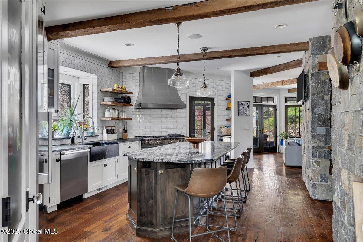 1 Joshua Road Saratoga Springs, NY 12866 - Photo 4 of 56 10-P1358100