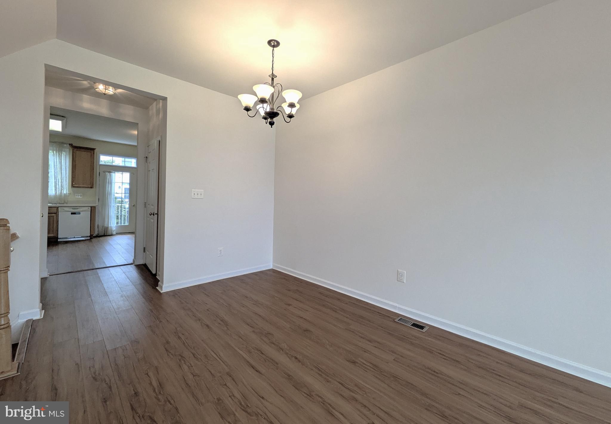 25015 Riding Center Drive Chantilly, VA 20152 - Photo 14 of 40