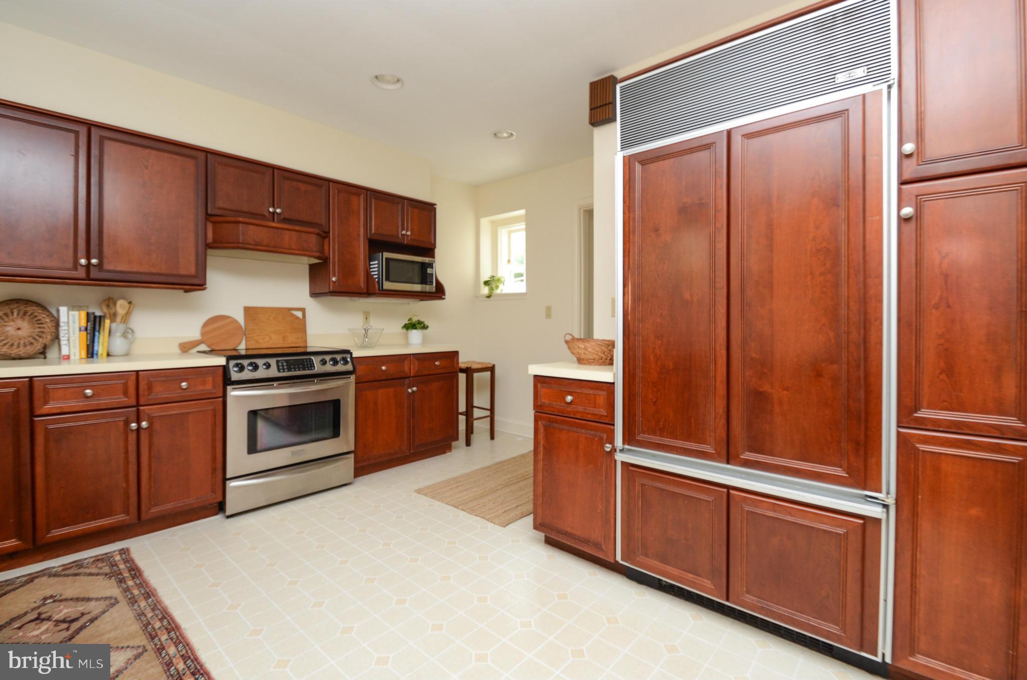 3801 Fenchurch Road Baltimore, MD 21218 - Photo 15 of 30 Kitchen