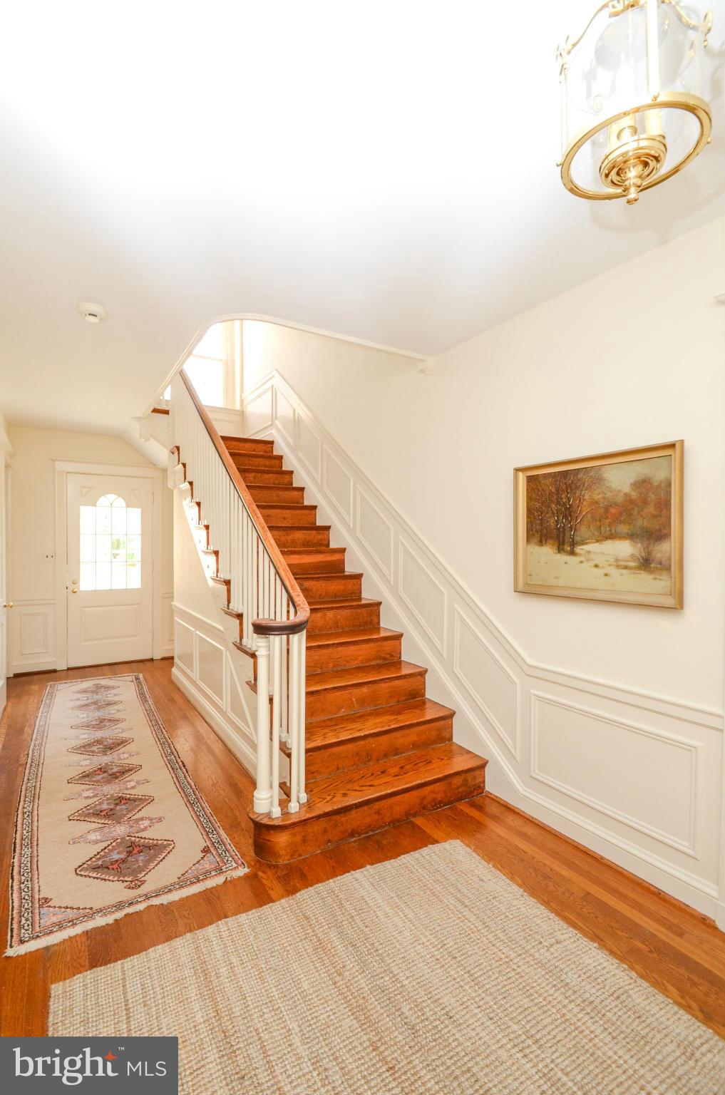 3801 Fenchurch Road Baltimore, MD 21218 - Photo 3 of 30 Center Hall