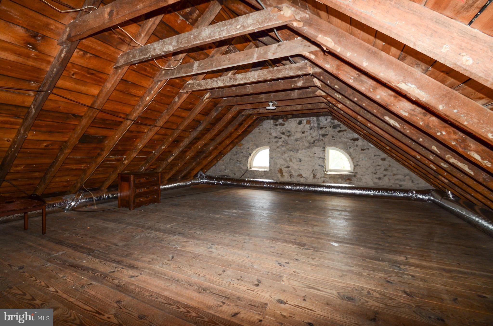 3801 Fenchurch Road Baltimore, MD 21218 - Photo 27 of 30 Attic