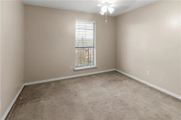$139,000 | 1448 Carrollton Avenue, Unit 208, Metairie, LA 70005