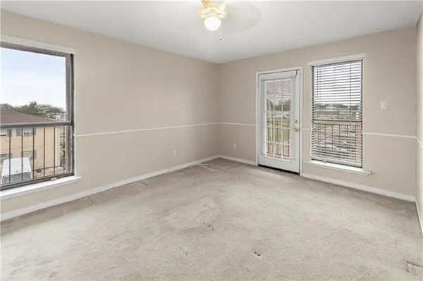 $139,000 | 1448 Carrollton Avenue, Unit 208, Metairie, LA 70005