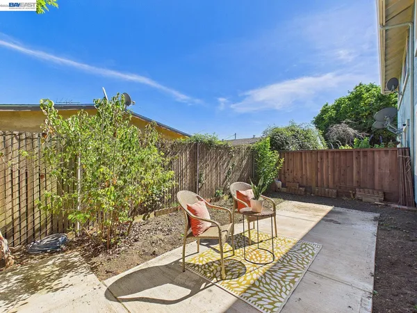 $398,000 | 124 Westgate Circle, San Pablo, CA 94806