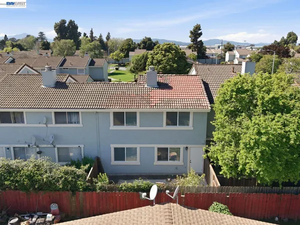 $398,000 | 124 Westgate Circle, San Pablo, CA 94806