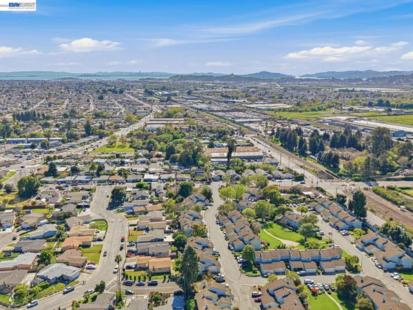 $398,000 | 124 Westgate Circle, San Pablo, CA 94806
