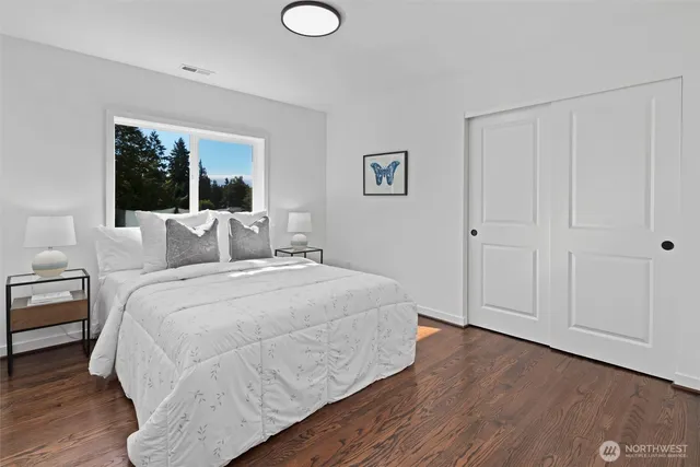 $899,000 | 2211 Southwest 103rd Place, Seattle, WA 98146