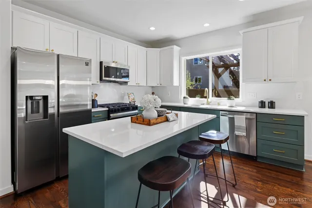 $899,000 | 2211 Southwest 103rd Place, Seattle, WA 98146