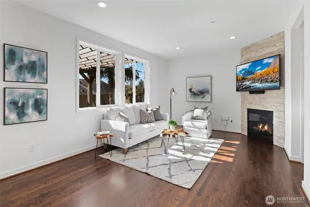 $899,000 | 2211 Southwest 103rd Place, Seattle, WA 98146