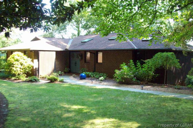 10989 Laurel Point Road Gloucester, VA 23061 - Photo 1 of 45 Gallery Image 1