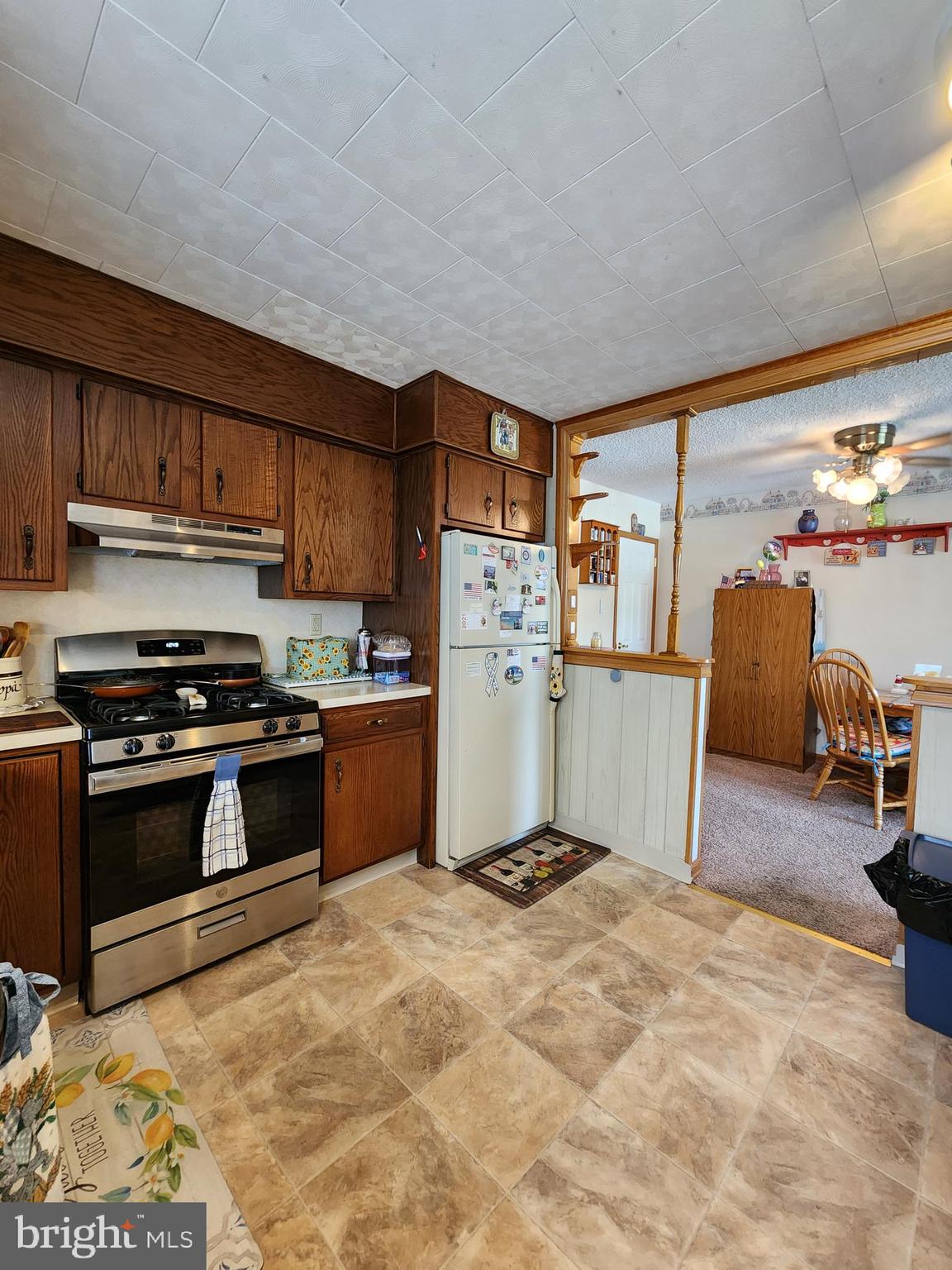 738 Colebrook Road Philadelphia, PA 19115 - Photo 10 of 29 Gallery Image 10