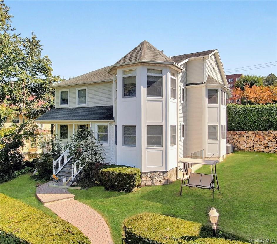 124 Sagamore Road, Unit WESTVIEW SIDE Tuckahoe, NY 10707 - Photo 22 of 25 Sagamore Rd Side.