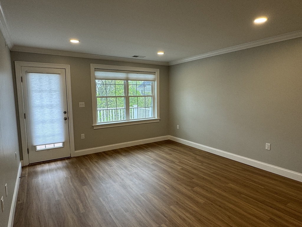 165 Cambridge Road, Unit 17 Woburn, MA 01801 - Photo 11 of 26