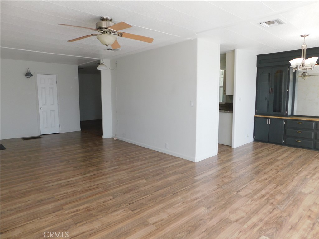 34480 County Line Road, Unit 10 Yucaipa, CA 92399 - Photo 7 of 73 Gallery Image 7