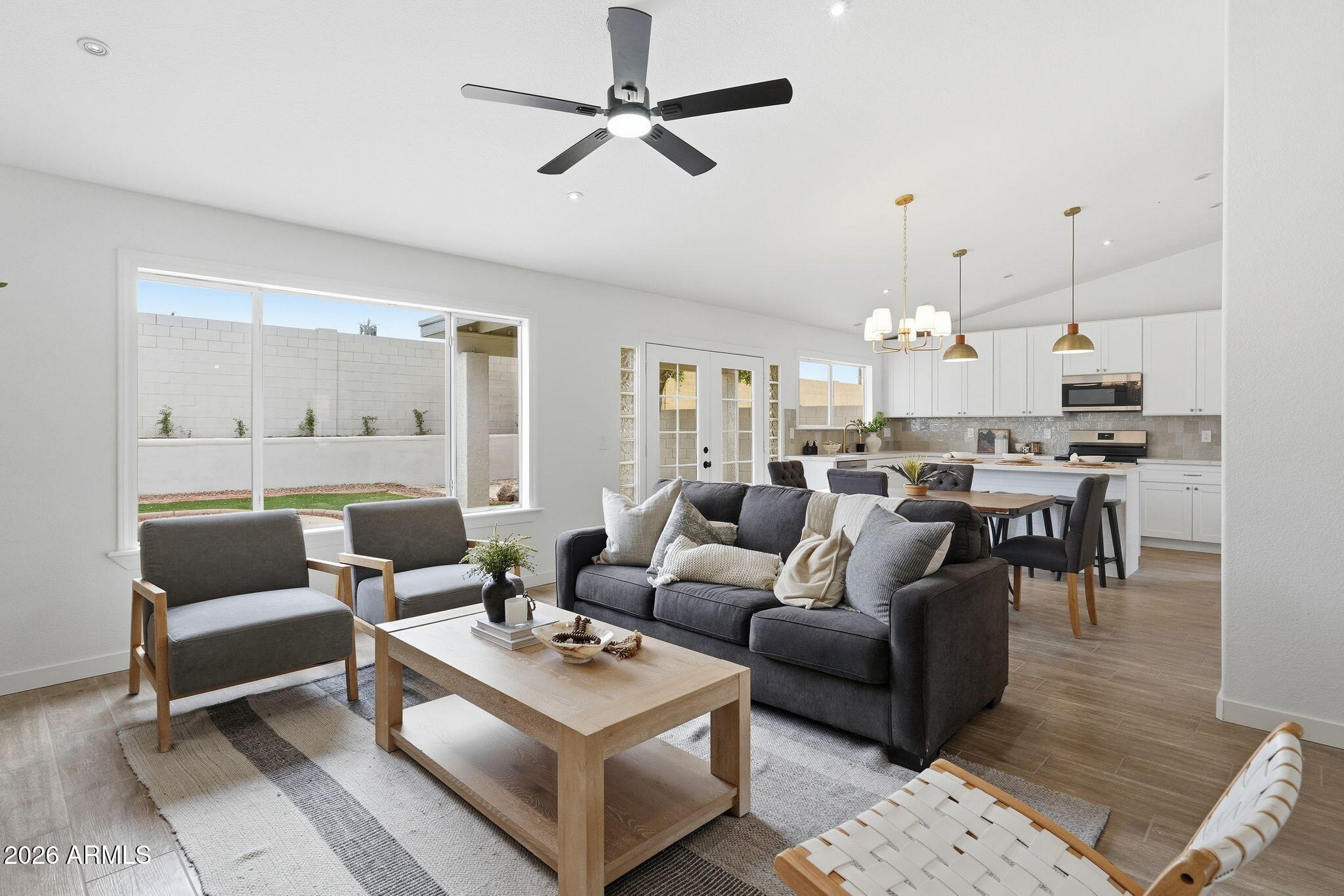 1635 East Fremont Road Phoenix, AZ 85042 - Photo 13 of 47 Family Room