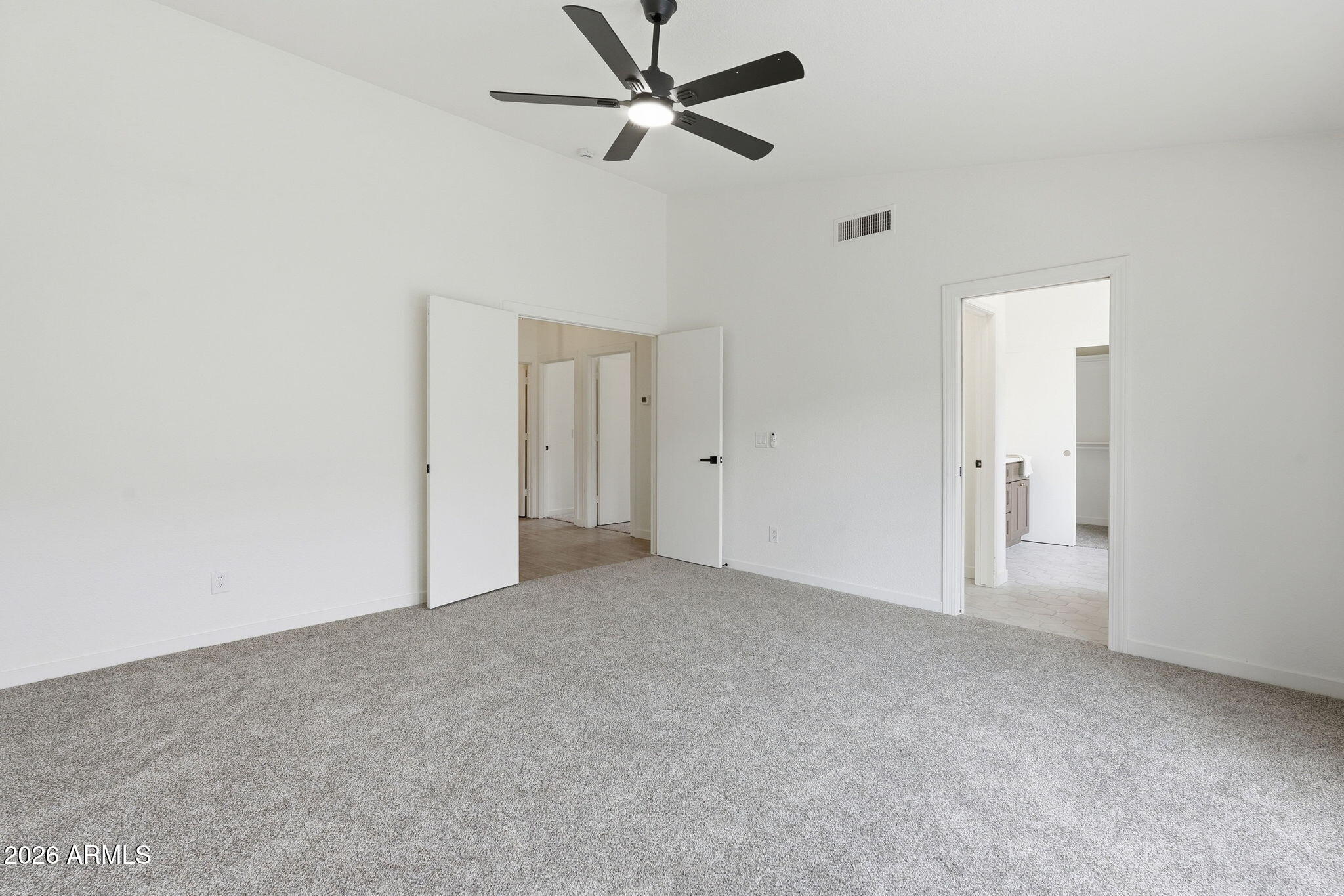 1635 East Fremont Road Phoenix, AZ 85042 - Photo 24 of 47 Primary Suite