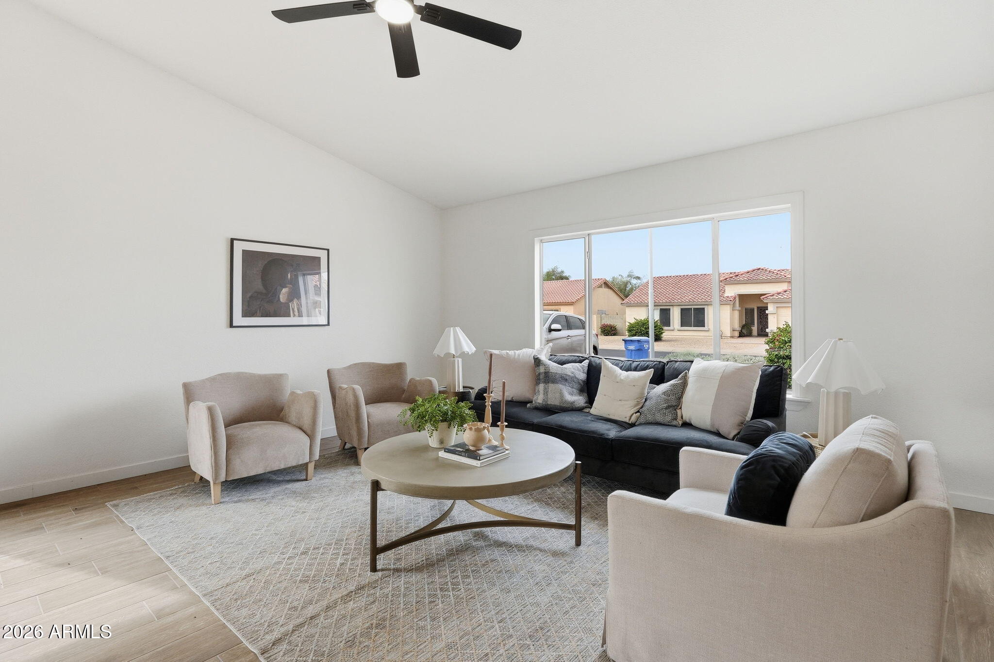 1635 East Fremont Road Phoenix, AZ 85042 - Photo 7 of 47 Formal Living Room