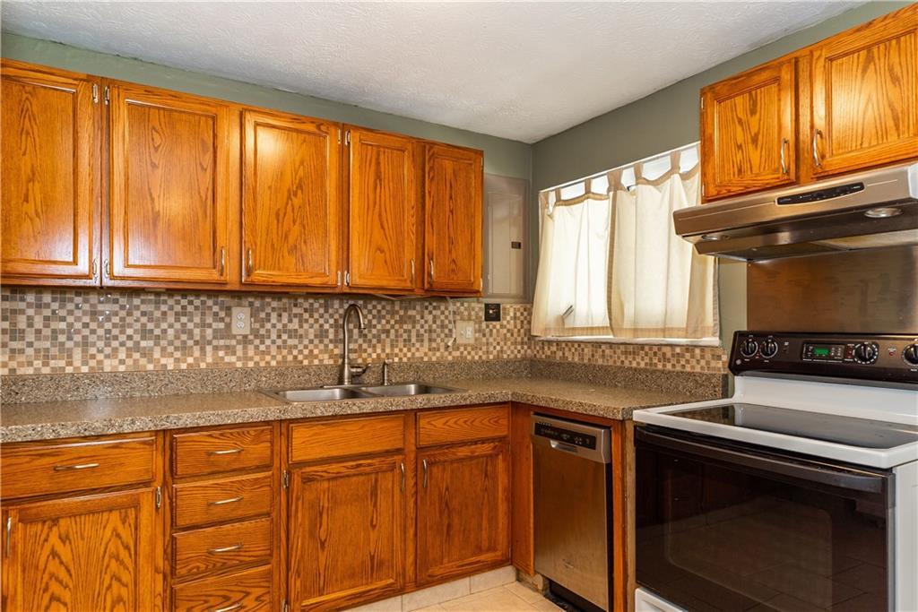 4333 Kitridge Road Dayton, OH 45424 - Photo 9 of 28
