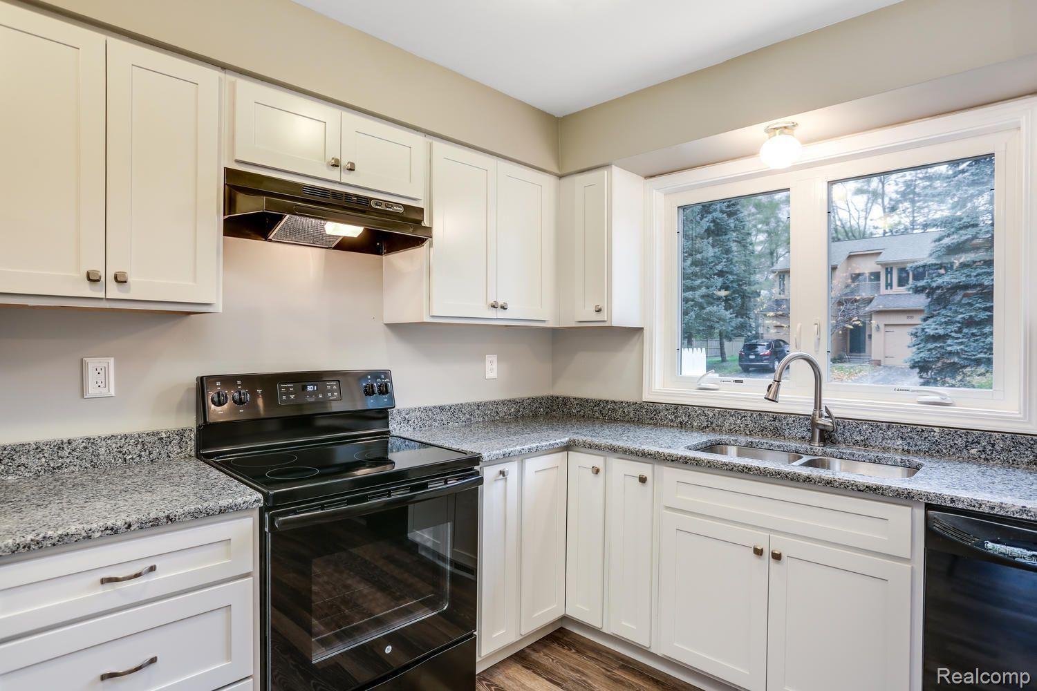 189 Fraser Street Rochester, MI 48307 - Photo 10 of 22 Gallery Image 10