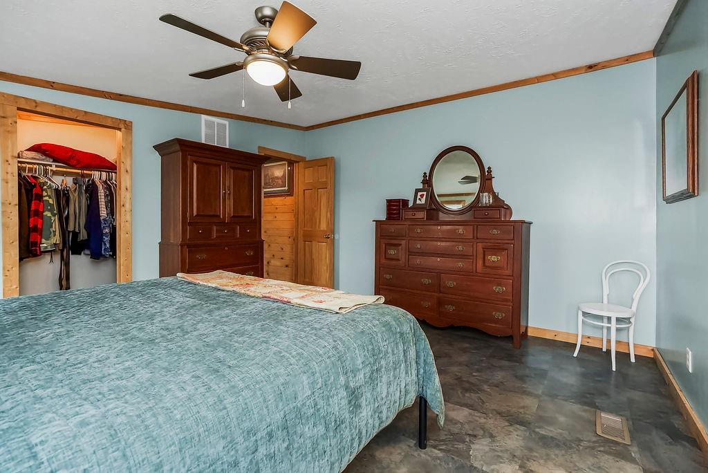 2715 Kelly Road Blue Mound, KS 66010 - Photo 24 of 53