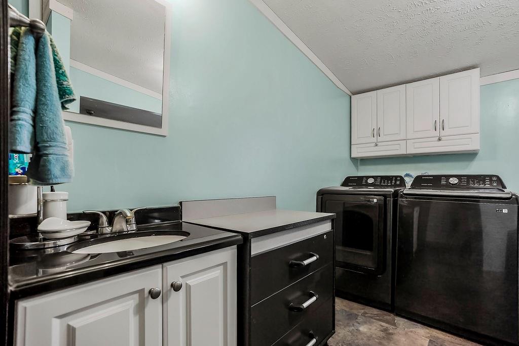 2715 Kelly Road Blue Mound, KS 66010 - Photo 26 of 53