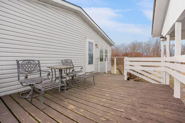 $385,000 | 2715 Kelly Road, Blue Mound, KS 66010