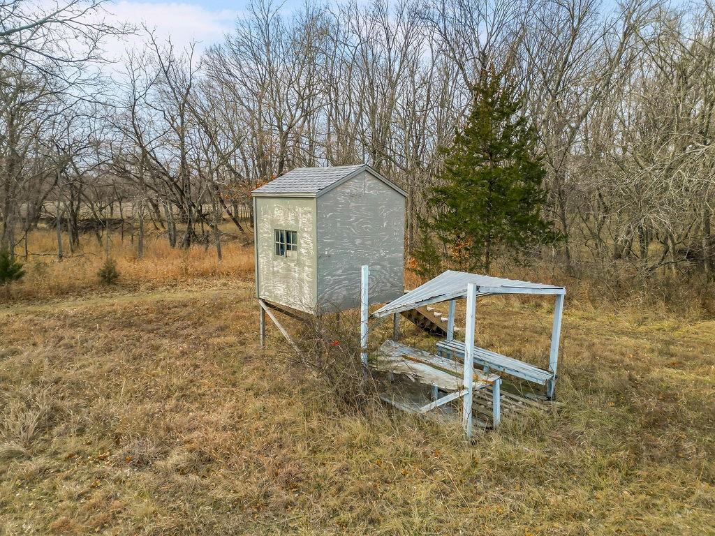 2715 Kelly Road Blue Mound, KS 66010 - Photo 35 of 53