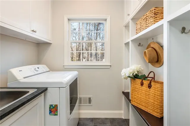 $1,100,000 | 9365 Bluffwind Chase, Roswell, GA 30076