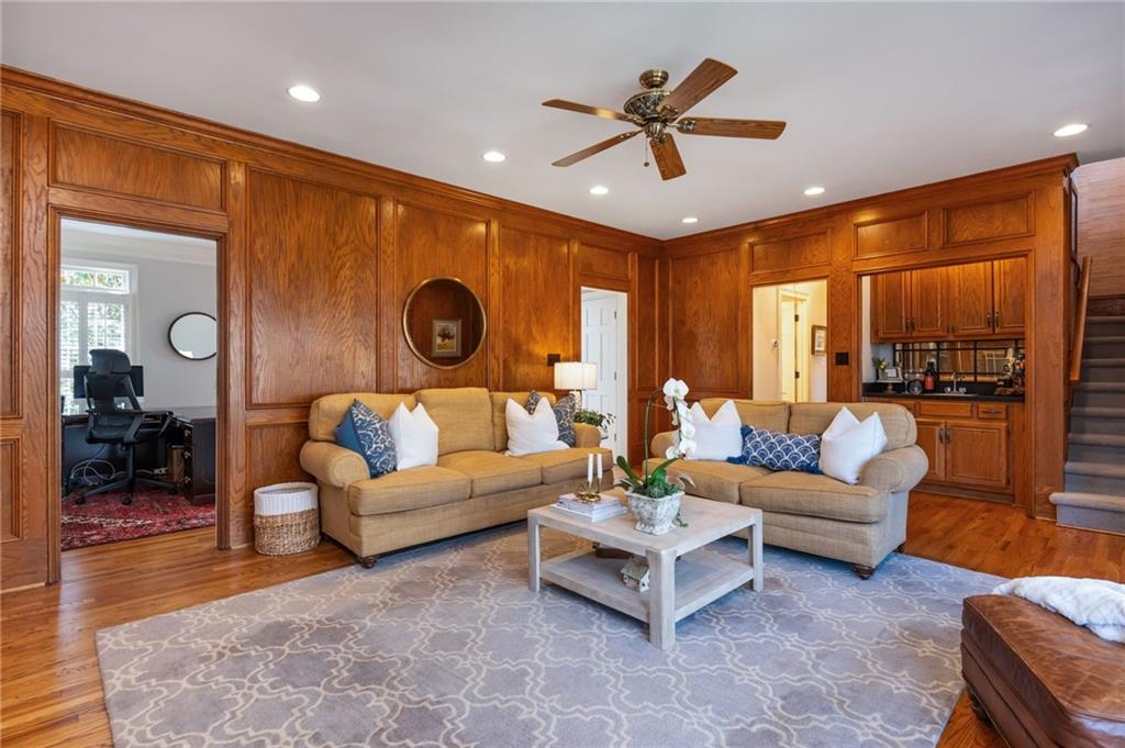 9365 Bluffwind Chase Roswell, GA 30076 - Photo 23 of 78