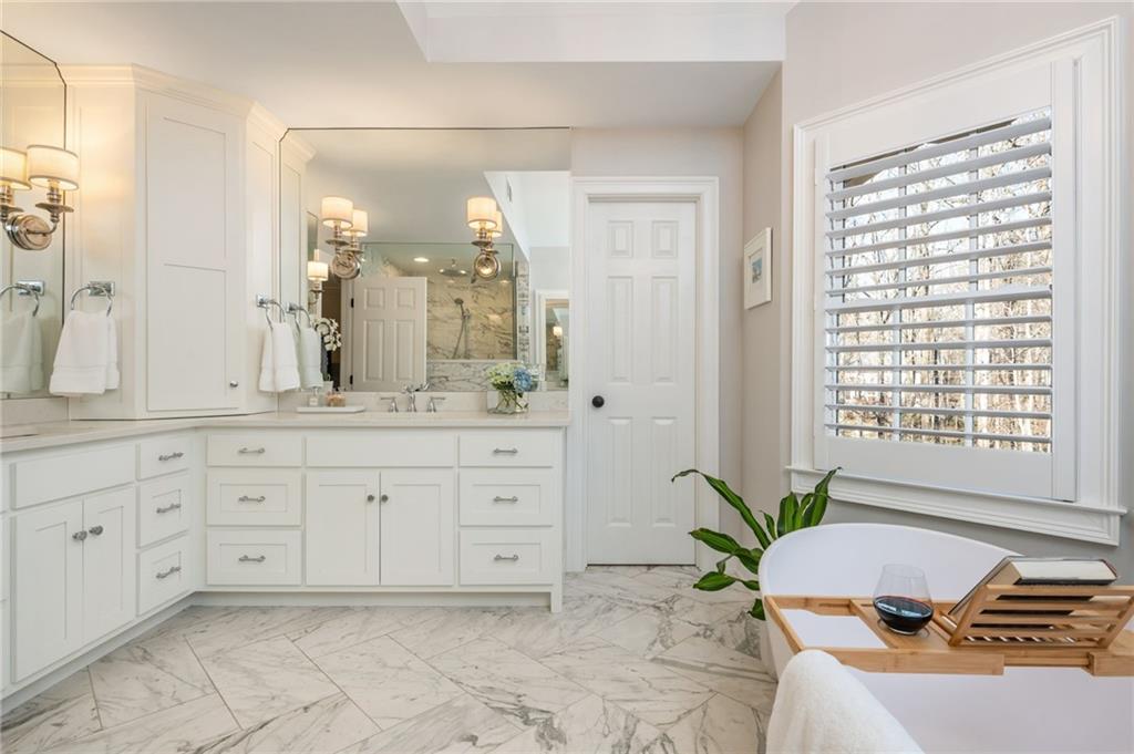 9365 Bluffwind Chase Roswell, GA 30076 - Photo 38 of 78