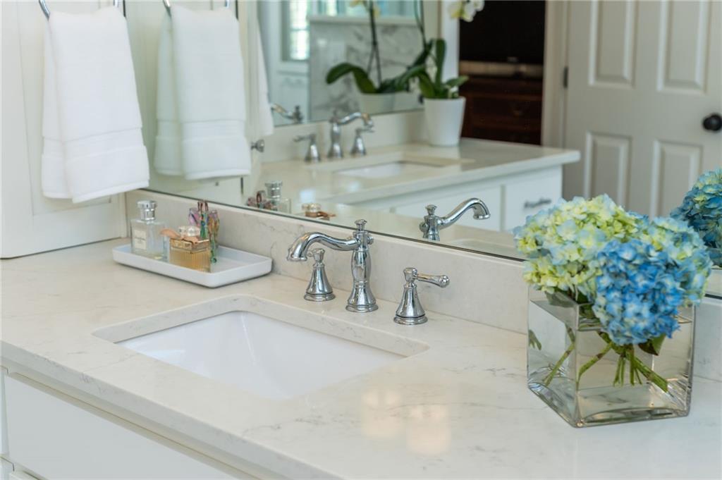 9365 Bluffwind Chase Roswell, GA 30076 - Photo 39 of 78