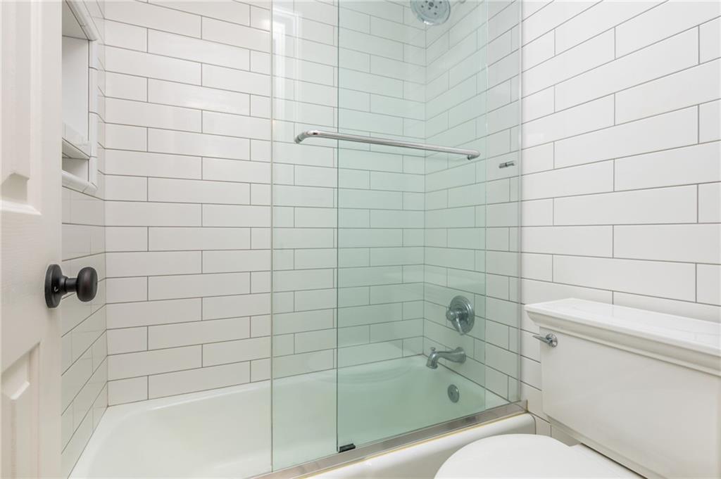 9365 Bluffwind Chase Roswell, GA 30076 - Photo 46 of 78