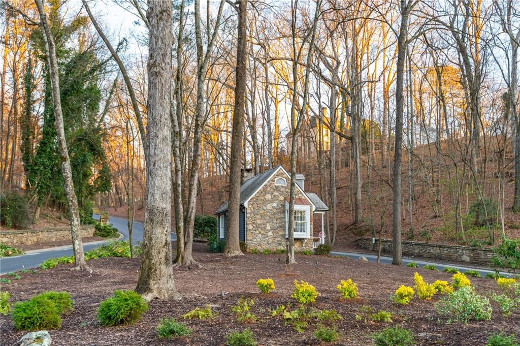 9365 Bluffwind Chase Roswell, GA 30076 - Photo 69 of 78