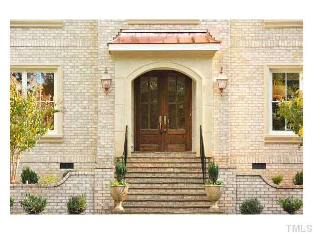 418 Forsyth Street Raleigh, NC 27609 - Photo 2 of 25 a view of building with door